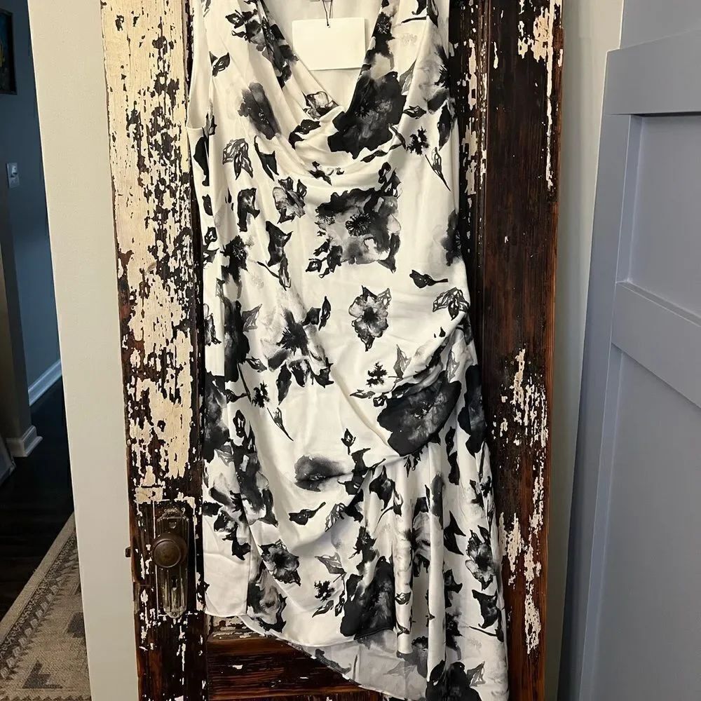 HAUTE HIPPIE ASYMMETRIC SLEEVELESS FLORAL BLACK / SWAN SZ L DRESS NEW SILK.